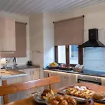Ampolis Pensjonat Arachova