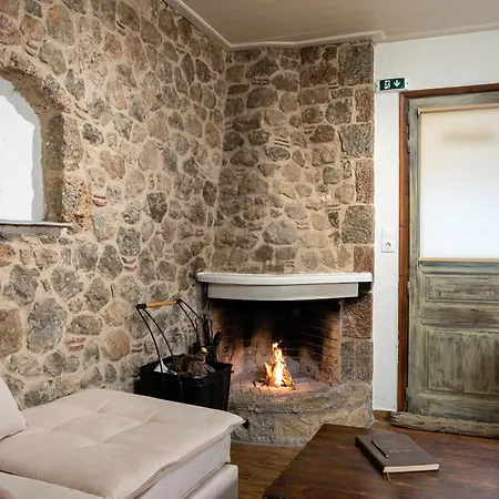 Πανσιόν Ampolis