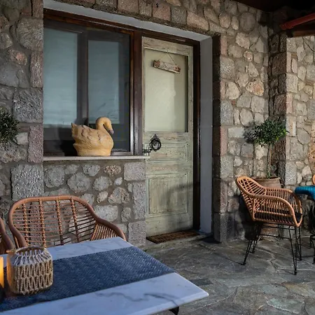 Πανσιόν Ampolis