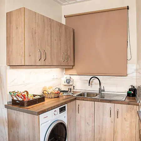 Πανσιόν Ampolis Αράχωβα